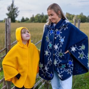 Poncho Lotta mother-daughter
